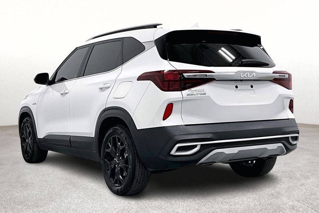 2022 Kia Seltos EX
