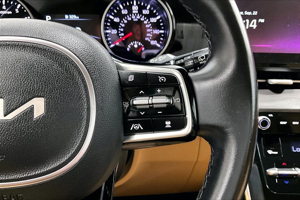 2022 Kia Carnival EX