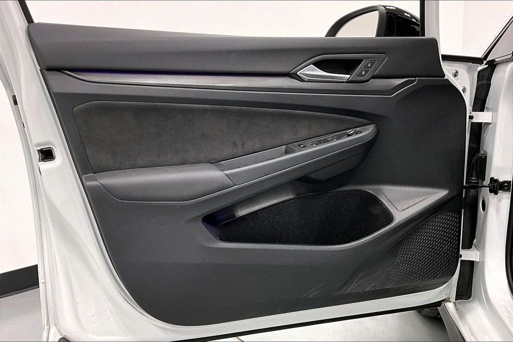 2023 Volkswagen Golf GTI 2.0T 40th Anniversary Edition