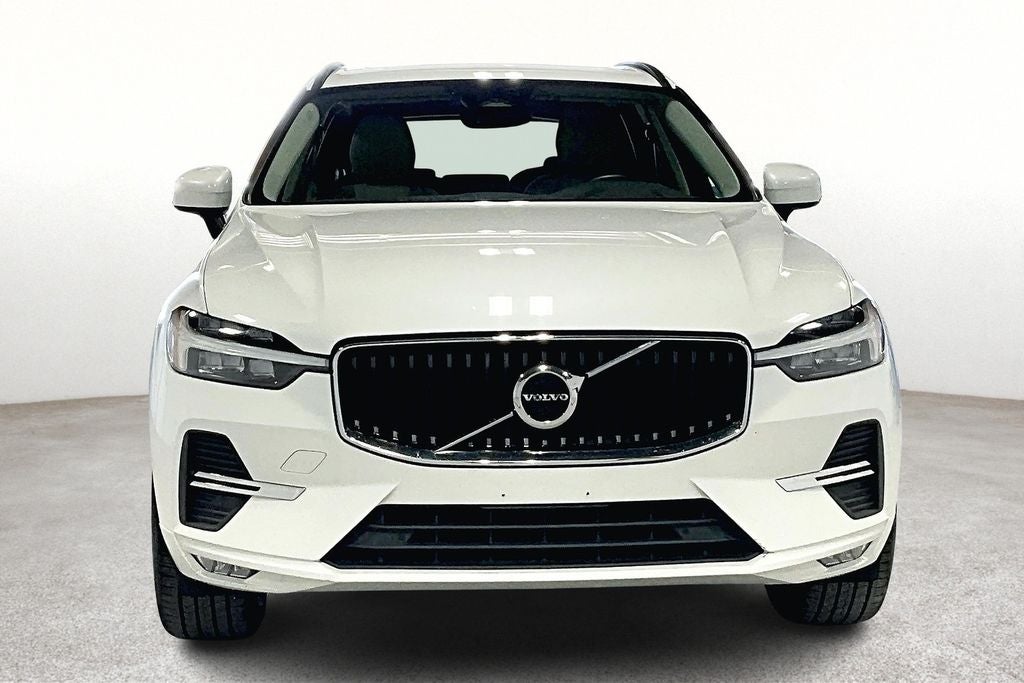 2022 Volvo XC60 B5 Momentum