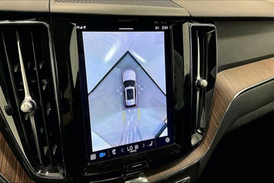 2022 Volvo XC60 B5 Momentum