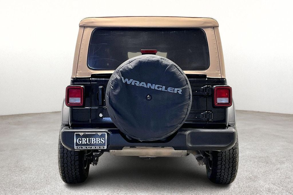 2020 Jeep Wrangler Unlimited Black and Tan 4x4