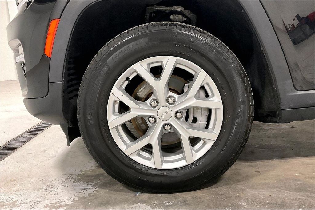 2023 Jeep Grand Cherokee Limited 4x2