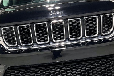 2023 Jeep Grand Cherokee Limited 4x2