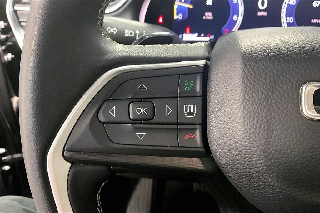 2024 Jeep Grand Cherokee Laredo 4x4