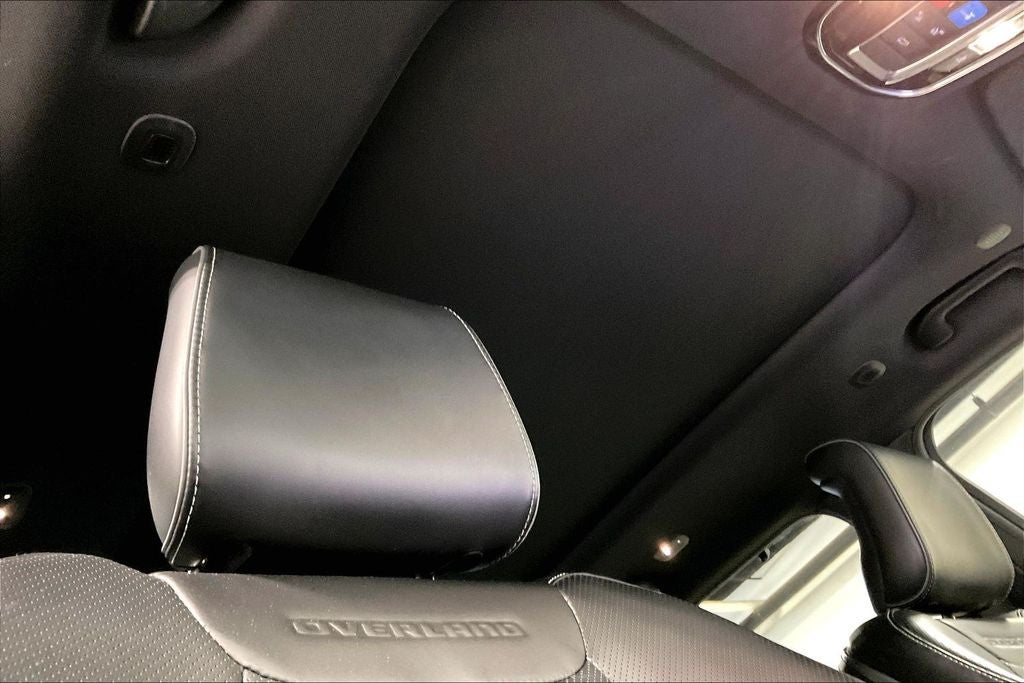 2022 Jeep Grand Cherokee Overland 4x4