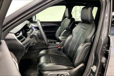 2022 Jeep Grand Cherokee Overland 4x4