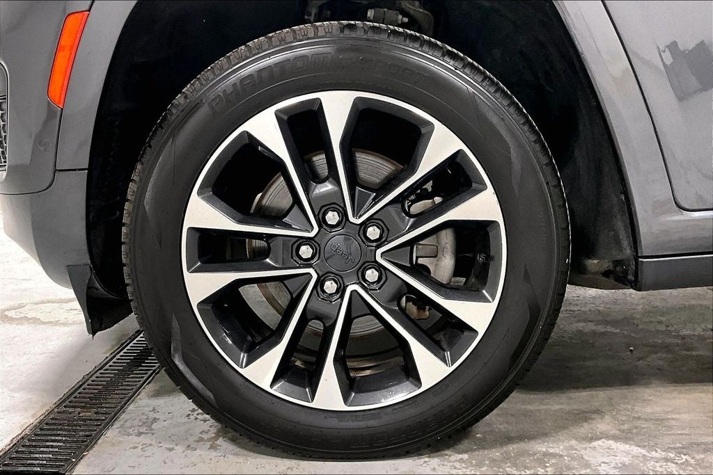 2021 Jeep Grand Cherokee L Overland 4x2