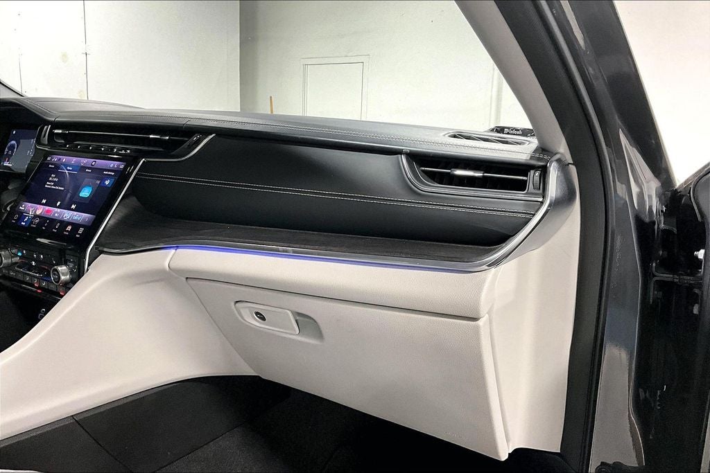 2021 Jeep Grand Cherokee L Overland 4x2
