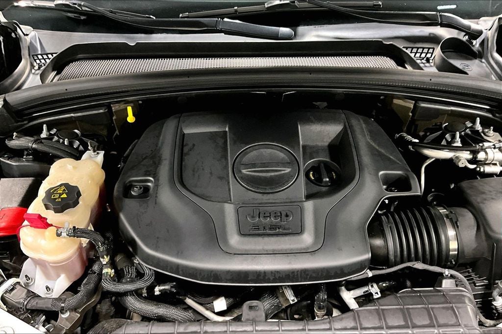 2021 Jeep Grand Cherokee L Overland 4x2