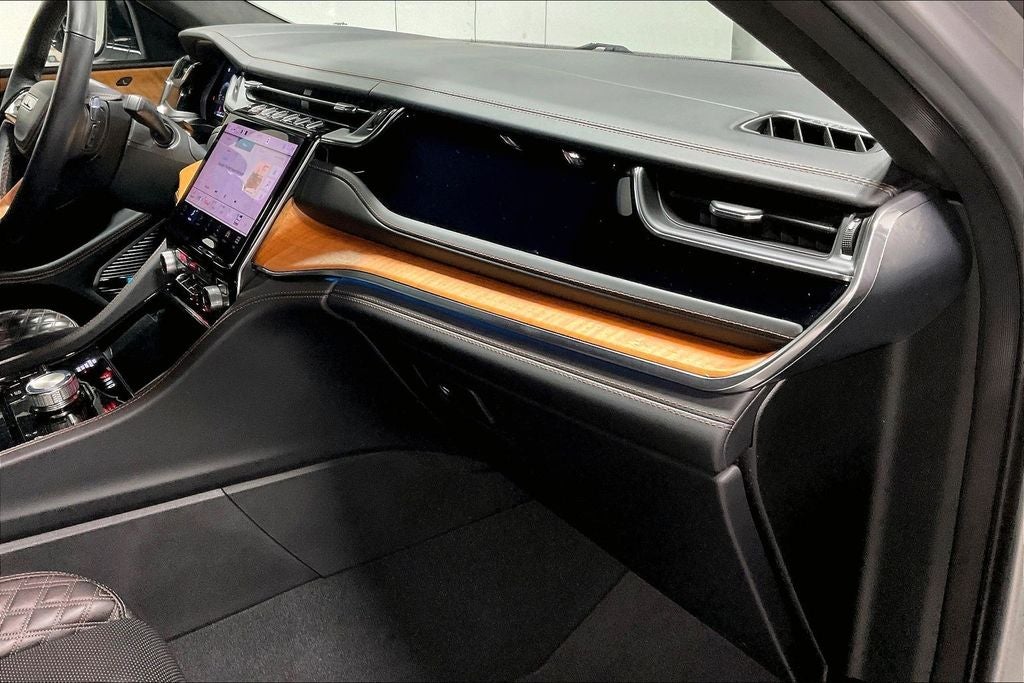 2022 Jeep Grand Cherokee L Summit Reserve 4x4