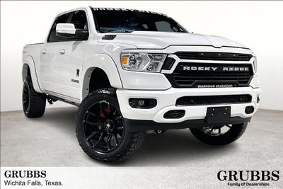 2022 RAM 1500 Big Horn Crew Cab 4x4 5'7' Box