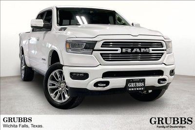 2021 RAM 1500 Laramie Crew Cab 4x4 5'7' Box