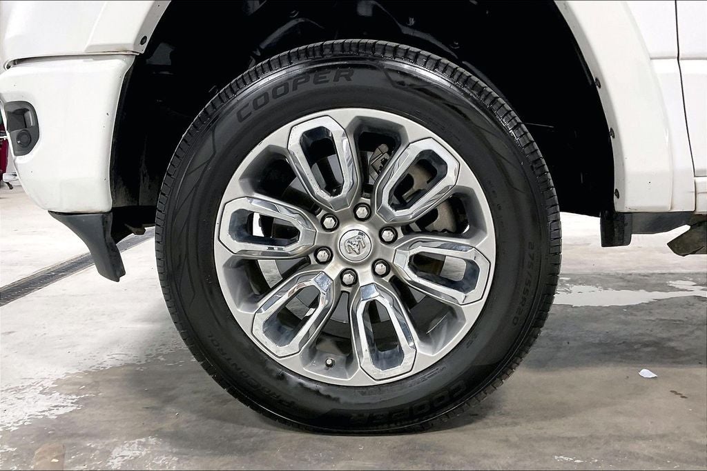 2021 RAM 1500 Laramie Crew Cab 4x4 5'7' Box