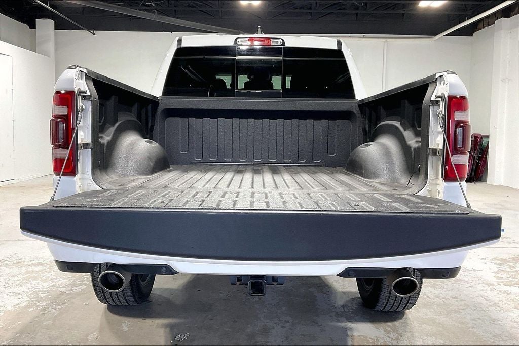 2021 RAM 1500 Laramie Crew Cab 4x4 5'7' Box