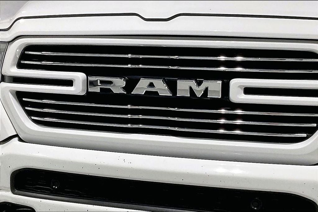 2021 RAM 1500 Laramie Crew Cab 4x4 5'7' Box