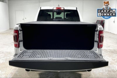 2022 RAM 1500 Laramie Crew Cab 4x4 5'7' Box