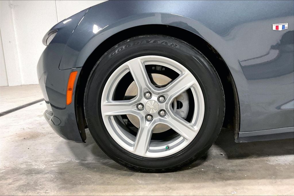 2023 Chevrolet Camaro RWD Coupe 1LT