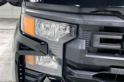 2023 Chevrolet Silverado 1500 2WD Crew Cab Short Bed Custom