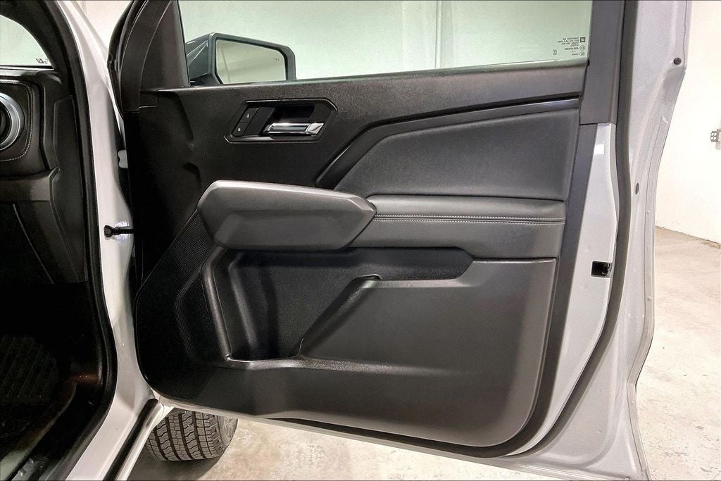 2025 Chevrolet Colorado 2WD LT