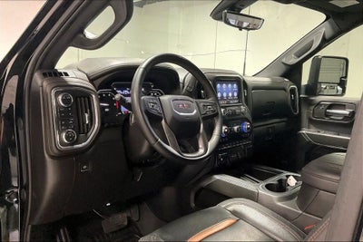 2023 GMC Sierra 2500HD 4WD Crew Cab Standard Bed AT4