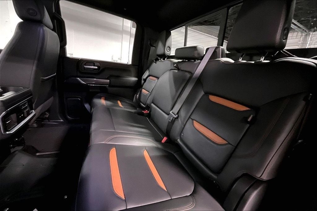 2023 GMC Sierra 2500HD 4WD Crew Cab Standard Bed AT4