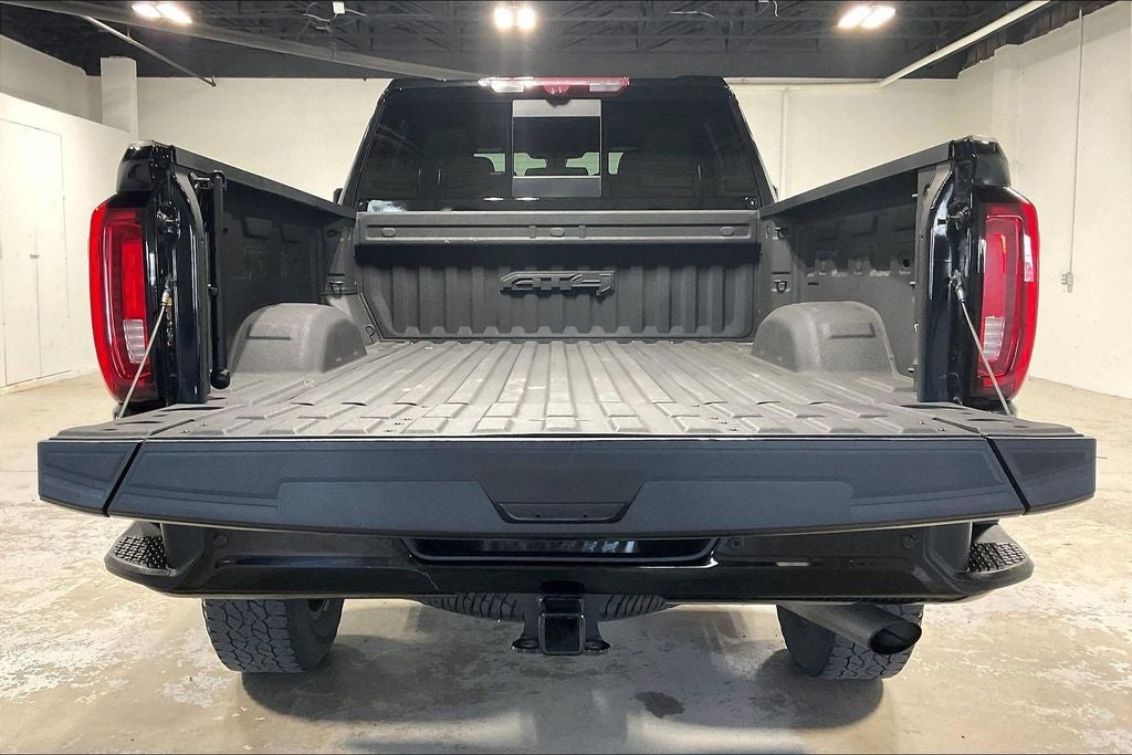 2023 GMC Sierra 2500HD 4WD Crew Cab Standard Bed AT4