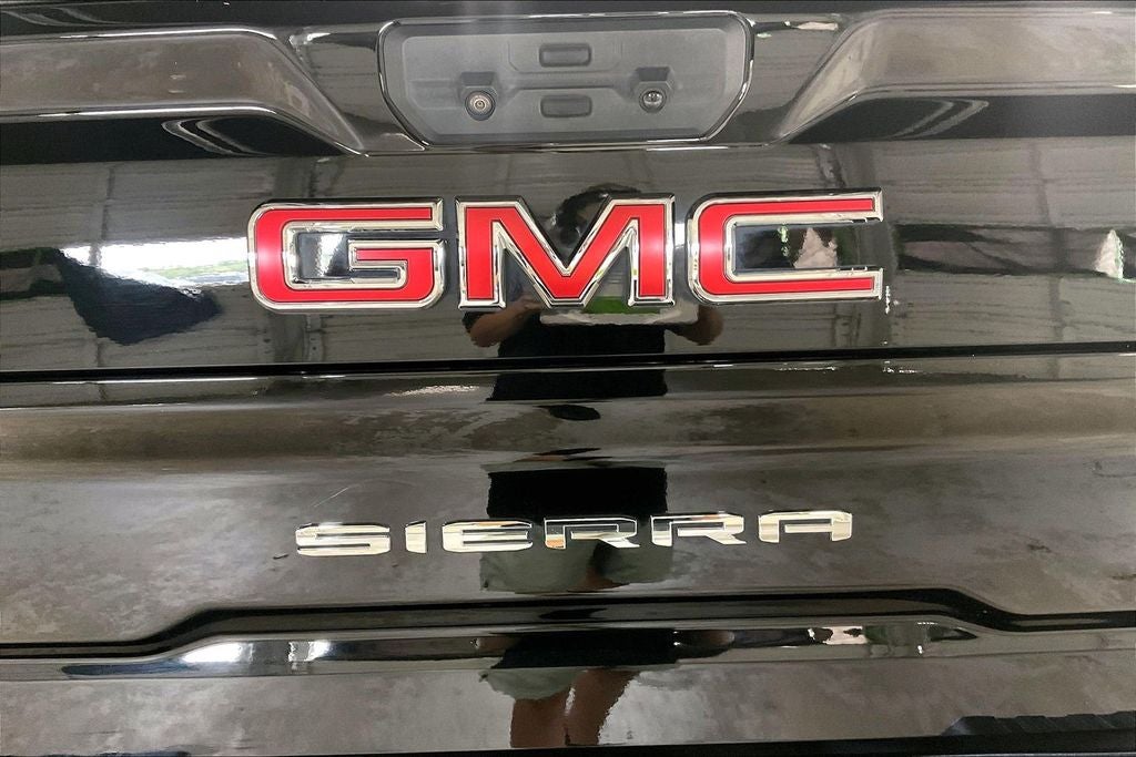 2023 GMC Sierra 2500HD 4WD Crew Cab Standard Bed AT4