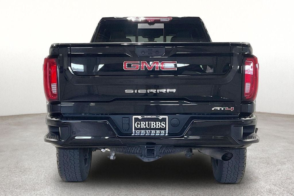 2023 GMC Sierra 2500HD 4WD Crew Cab Standard Bed AT4