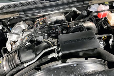 2025 GMC Sierra 3500HD 4WD Crew Cab Standard Bed Denali