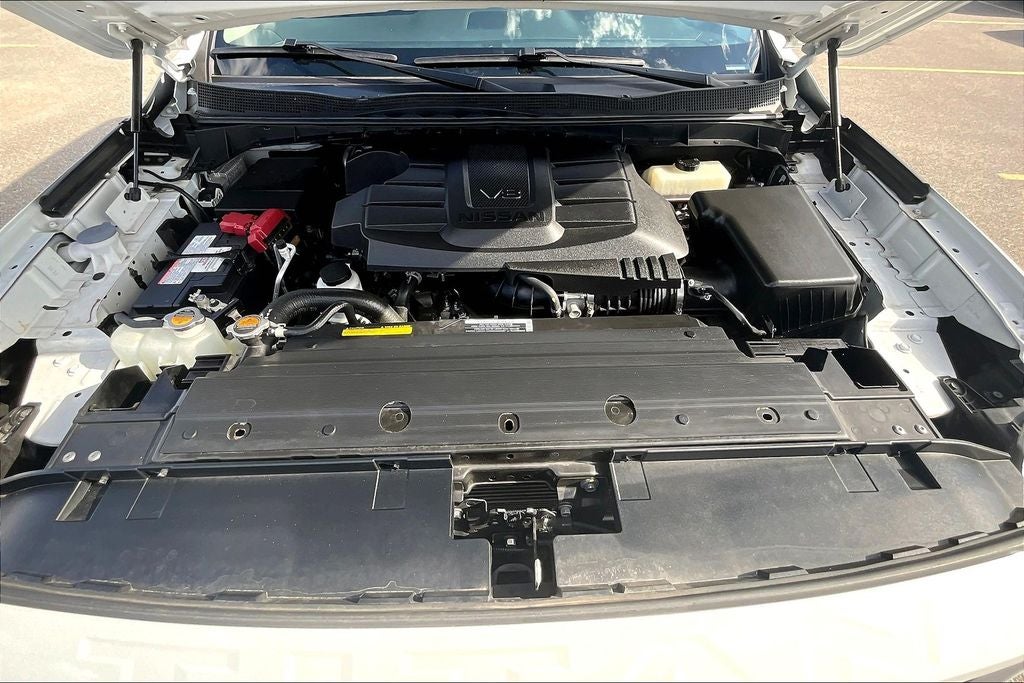 2023 Nissan TITAN Crew Cab SV 4x2