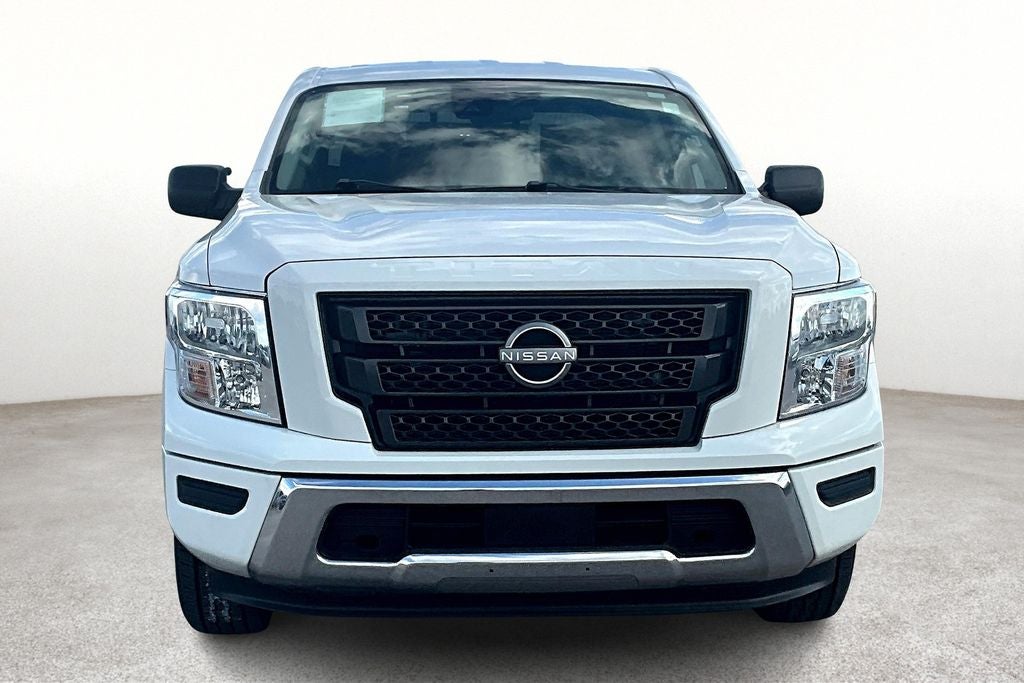 2023 Nissan TITAN Crew Cab SV 4x2