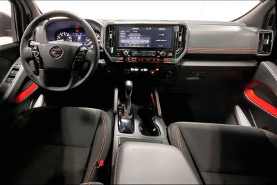 2025 Nissan Frontier Crew Cab PRO-4X 4x4