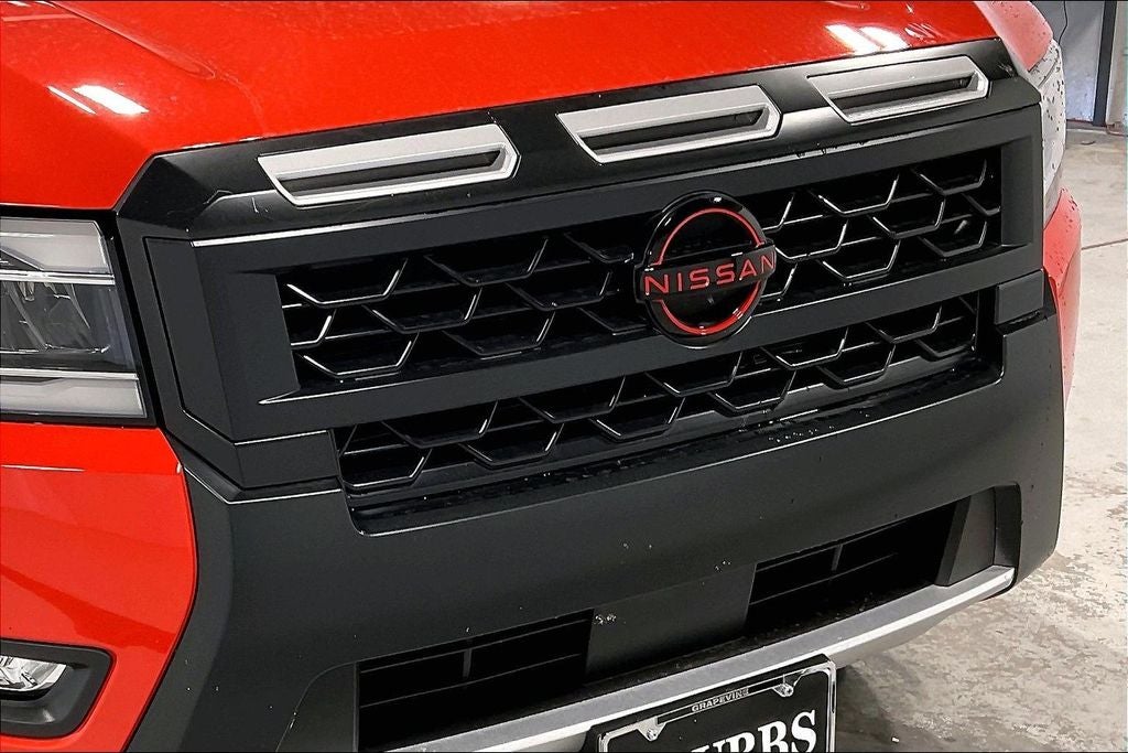 2025 Nissan Frontier Crew Cab PRO-4X 4x4
