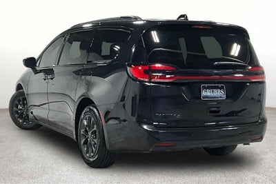 2021 Chrysler Pacifica Touring