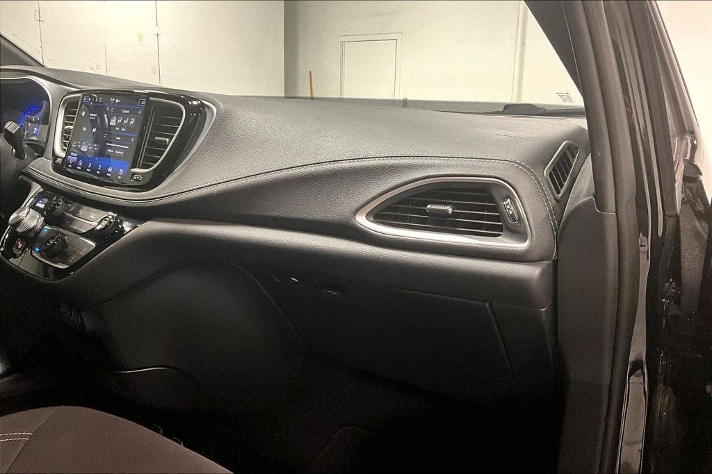 2021 Chrysler Pacifica Touring
