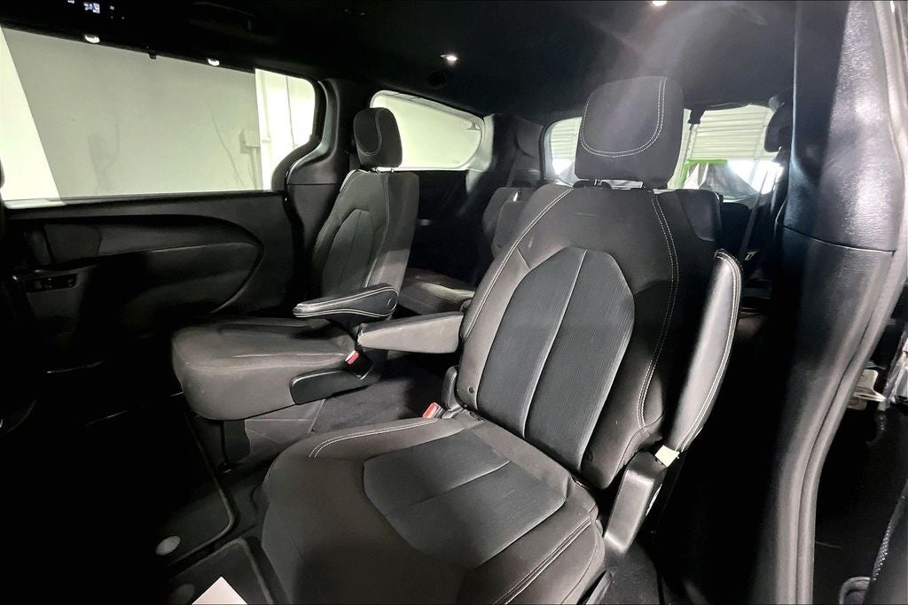 2021 Chrysler Pacifica Touring