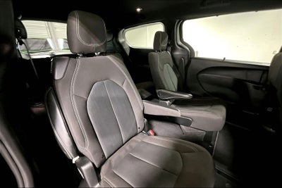 2021 Chrysler Pacifica Touring
