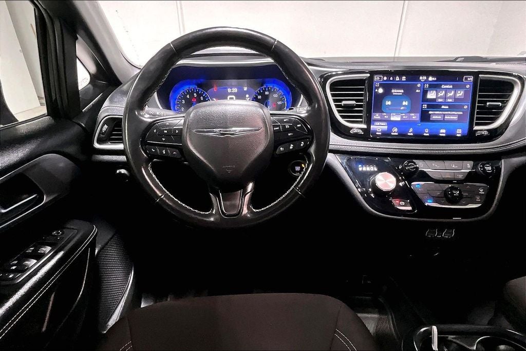 2021 Chrysler Pacifica Touring