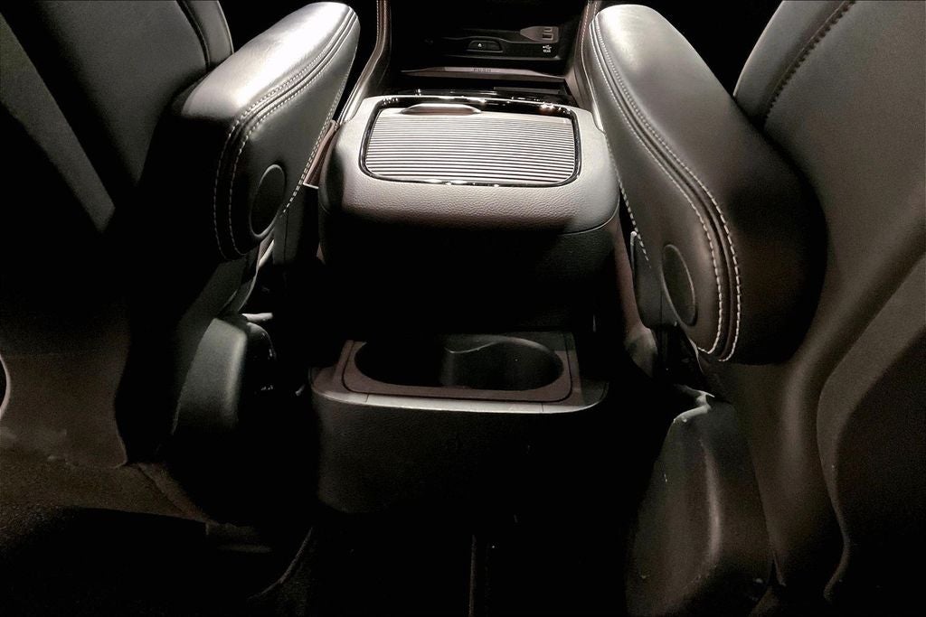 2024 Chrysler Pacifica Limited AWD