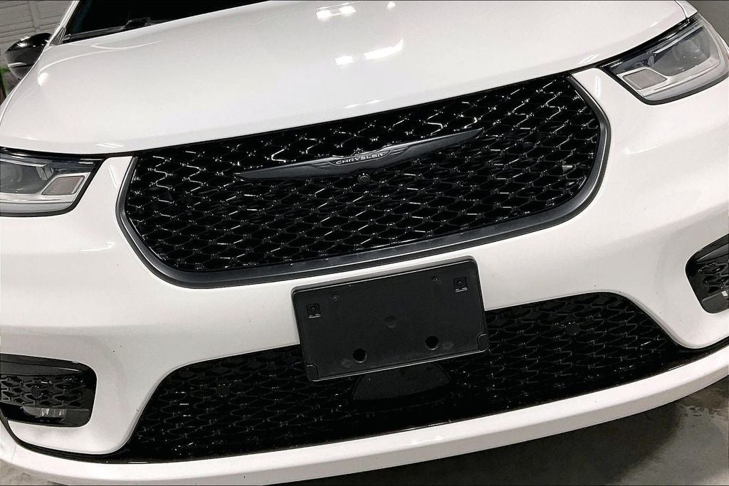 2024 Chrysler Pacifica Limited AWD