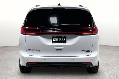 2024 Chrysler Pacifica Limited AWD