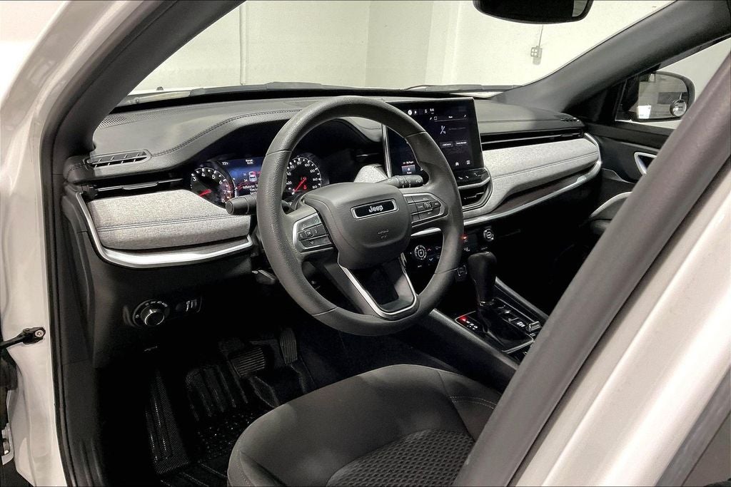 2023 Jeep Compass Sport