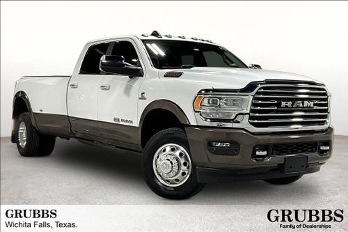 2020 RAM 3500 Laramie Longhorn Crew Cab 4x4 8' Box