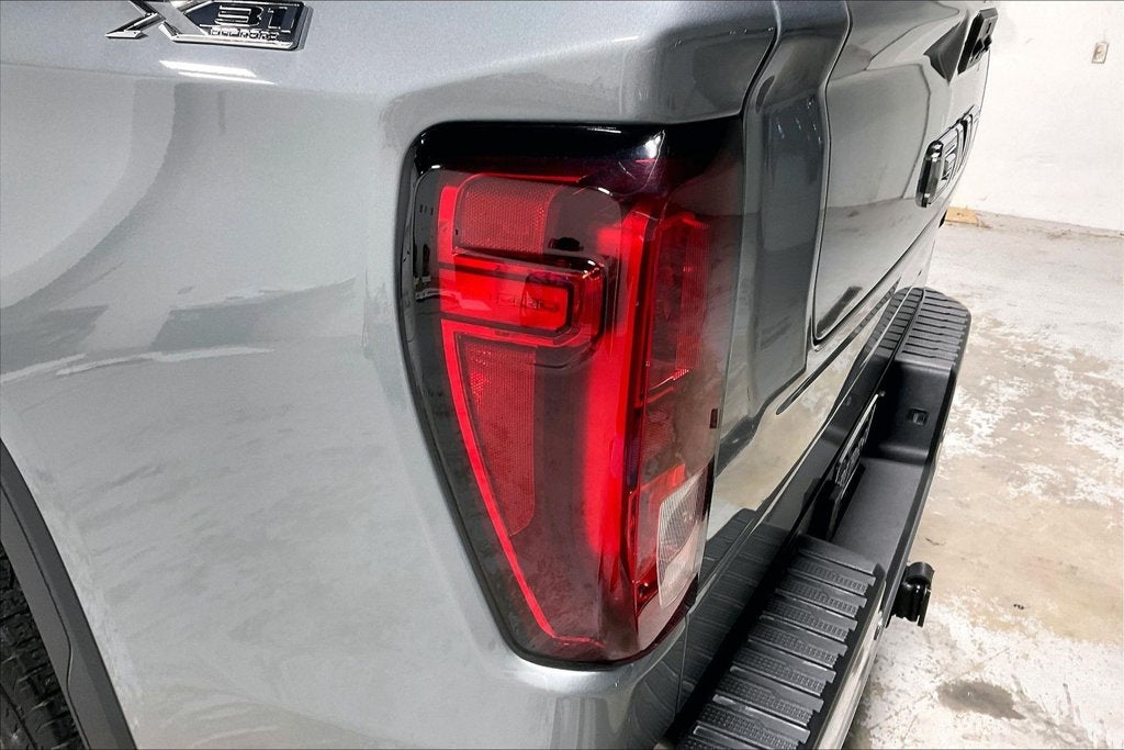 2024 GMC Sierra 1500 4WD Crew Cab Short Box Elevation with 3SB