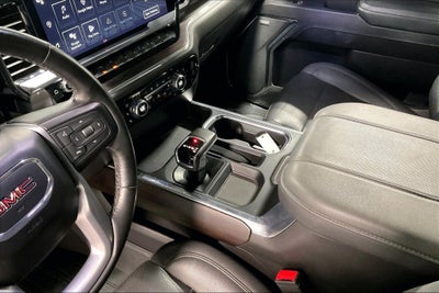 2023 GMC Sierra 1500 4WD Crew Cab Short Box SLT