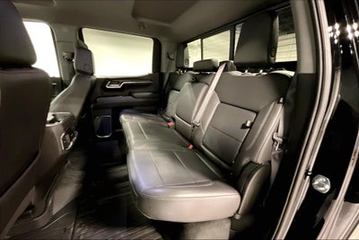 2023 GMC Sierra 1500 4WD Crew Cab Short Box SLT