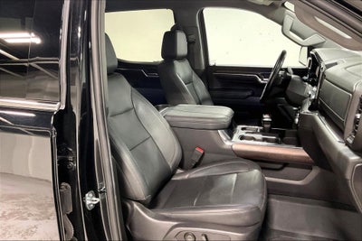 2023 GMC Sierra 1500 4WD Crew Cab Short Box SLT