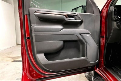 2025 GMC Sierra 1500 4WD Crew Cab Short Box SLT