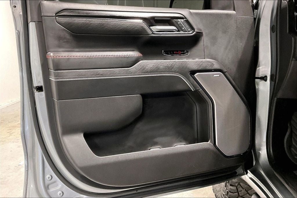 2024 GMC Sierra 1500 4WD Crew Cab Short Box AT4X